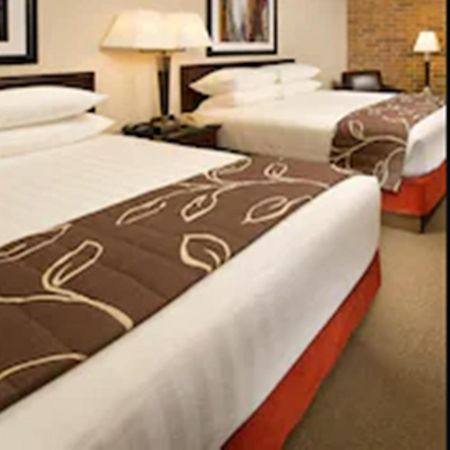 Hotel Lotus Kansas City Merriam Bagian luar foto