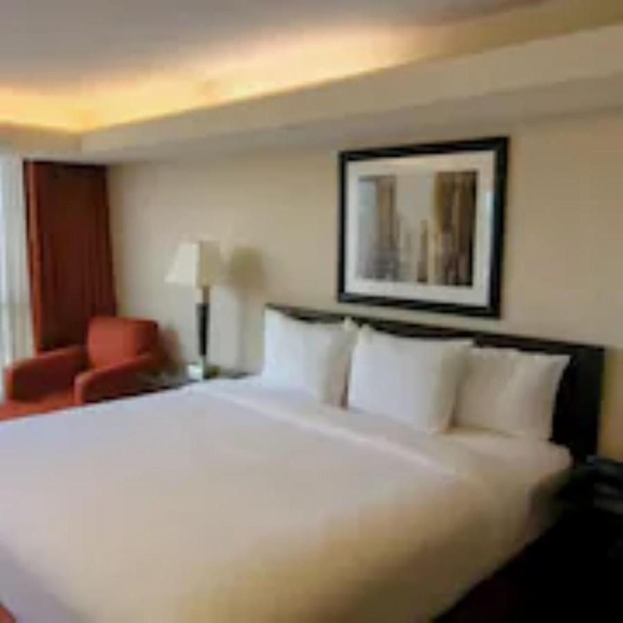 Hotel Lotus Kansas City Merriam Bagian luar foto