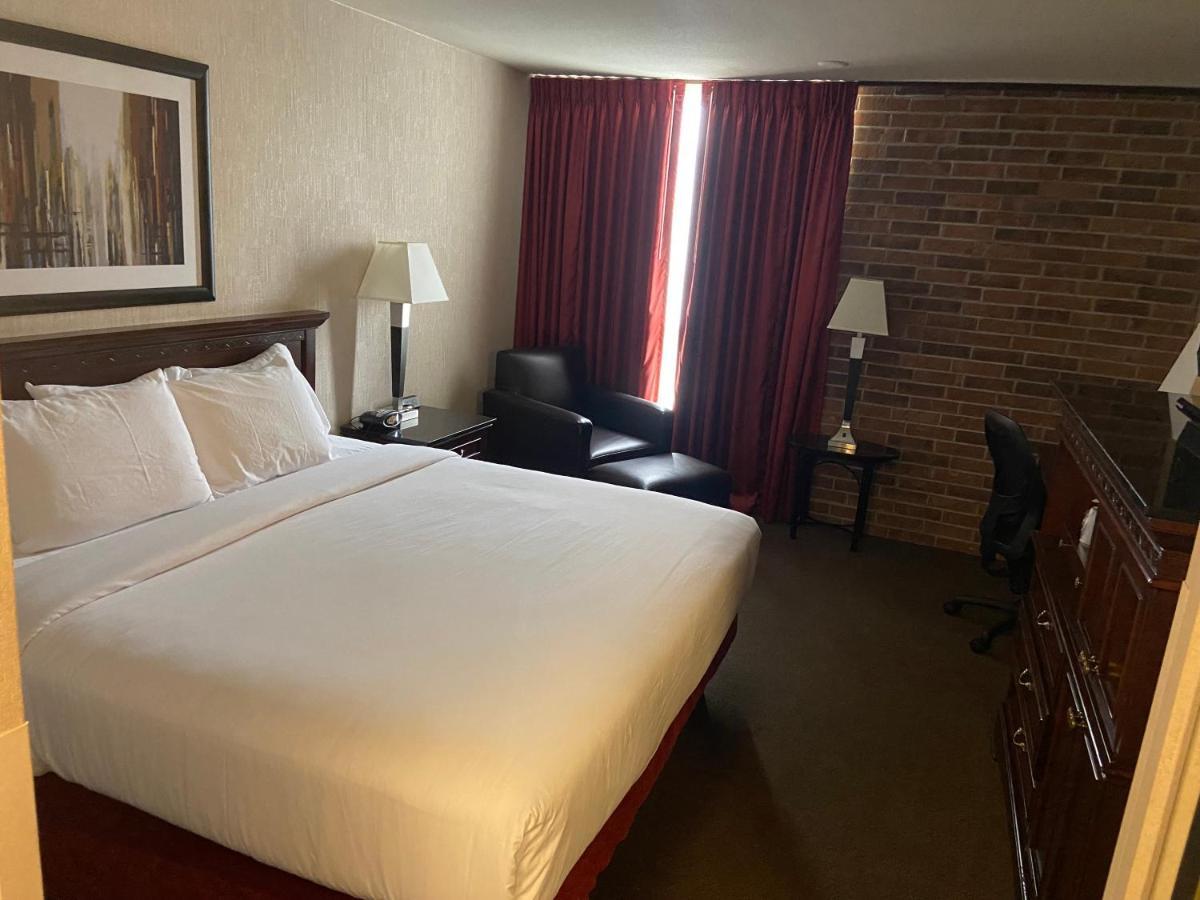 Hotel Lotus Kansas City Merriam Bagian luar foto